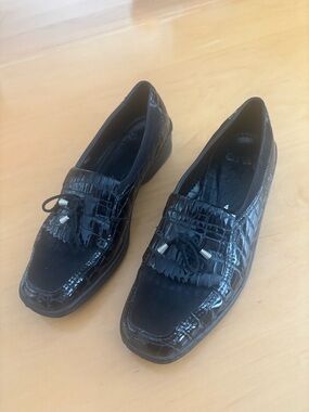 Ara Rachel Black Patent Croc-Embossed Tassel Loafers